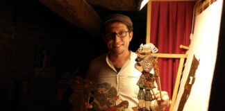 Şafak Yılmaz ”Ankara Kukla ve Karagöz Atölyesi” Şafak Yılmaz